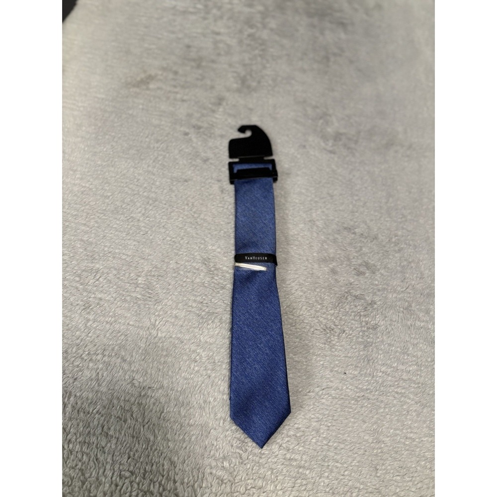 New Van Heusen Classic Blue Dress Tie Polyester